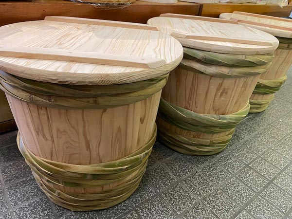 竹タガの木製漬物樽